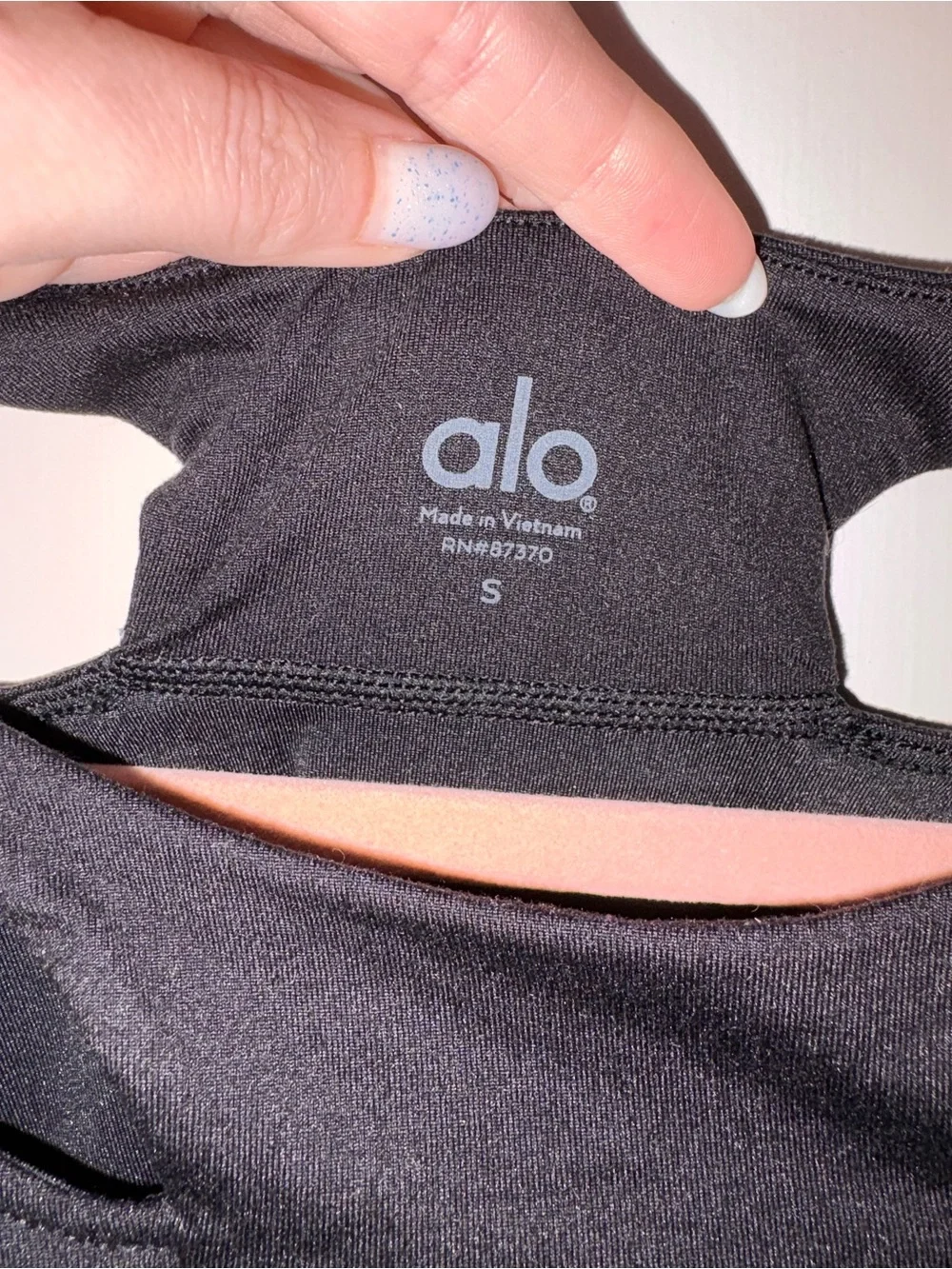 ALO Yoga Black Long Sleeve Cutout Crop Top